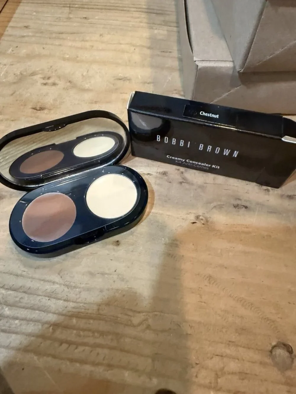 Bobbi Brown Creamy Concealer Kit Chestnut & Pale Yellow New With Box